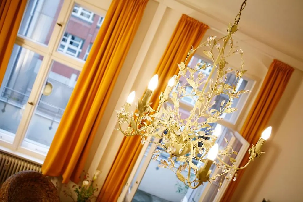 Stars Guesthouse Berlin 3*,